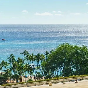 Aqua Palms Waikiki Апарт-отель